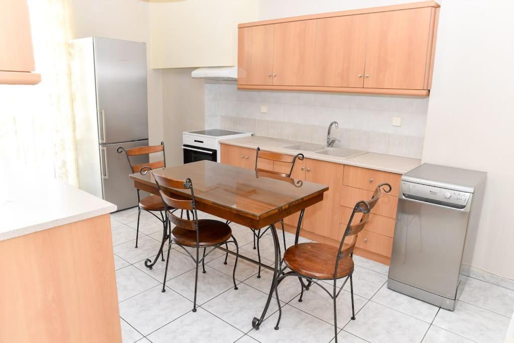 Aposperite Apartment Kalamata Exterior photo